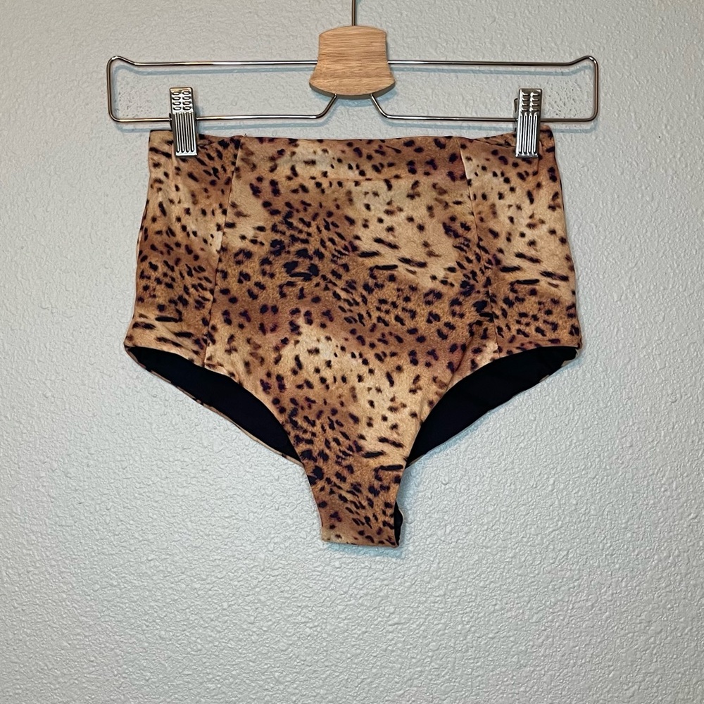 Sofia by Vix hot pant bikini bottoms